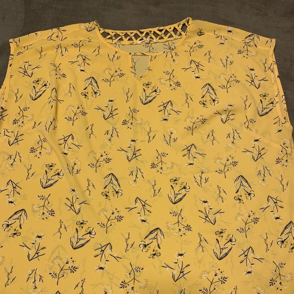 Maurice’s Yellow Sleeveless Blouse